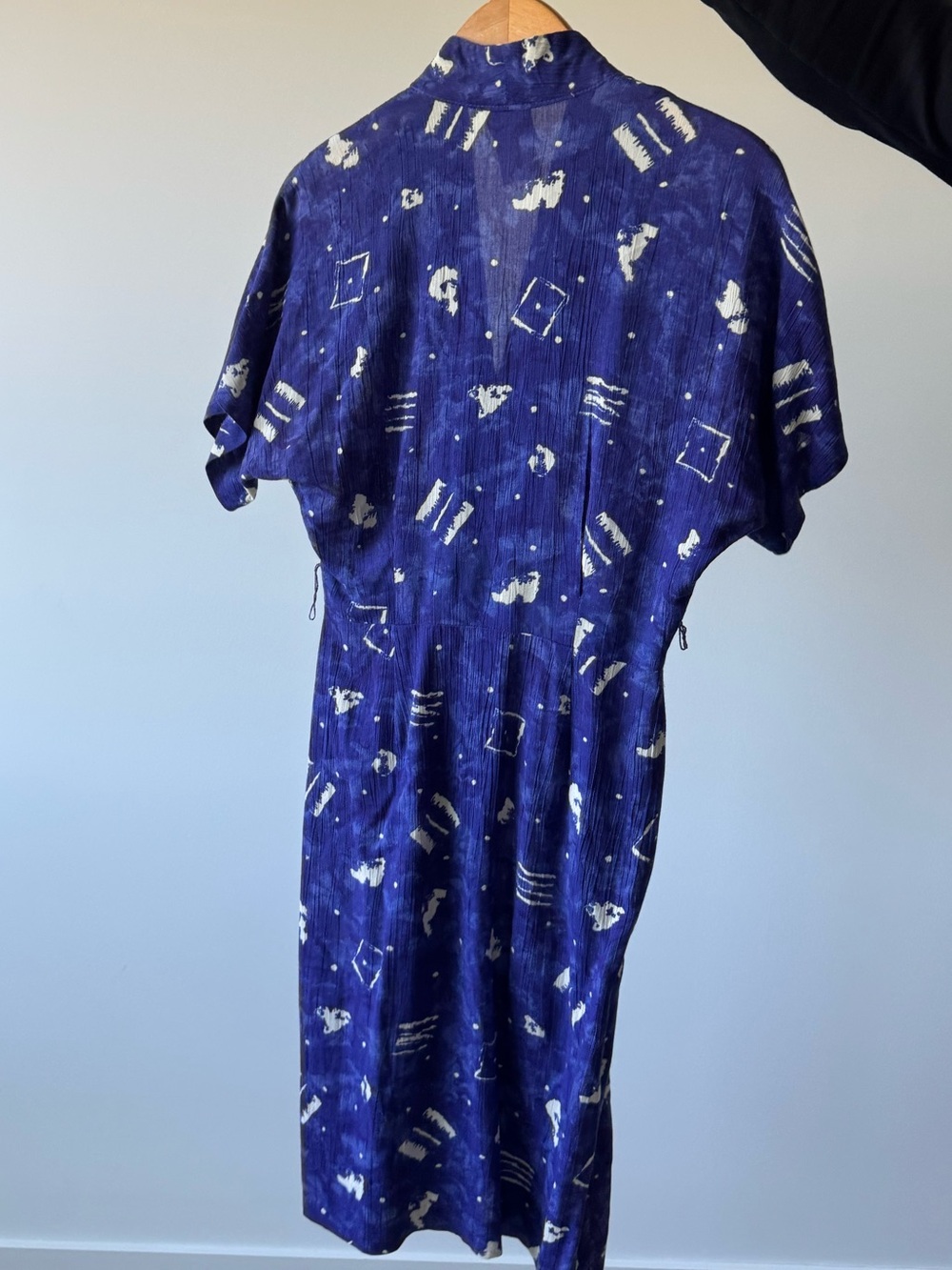 Rabbit Rabbit Rabbit Deep Navy Blue Abstract Button-Front Midi Dress - Picture 6 of 7